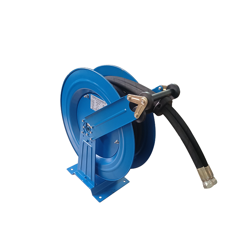 820双管自动卷管器 润滑油自动伸缩卷管器巨川自动卷管器卷盘厂家直销